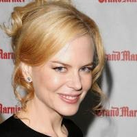 Nicole Kidman Beri Hadiah untuk Paparazzi