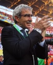 Cuekin Fans, Domenech Kritik Pemainnya