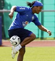 Ronaldinho Kok Belum Menonjol?