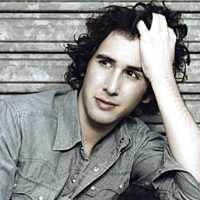 Josh Groban Patah Hati