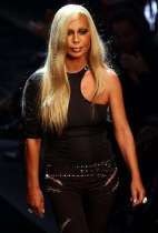 Laga Italia Tunda Peragaan Busana Versace
