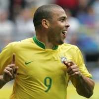 Ronaldo Bayar Kepercayaan Parreira