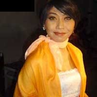 Trie Utami Nikmati Kesendirian