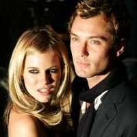 Jude Law-Sienna Miller Segera Menikah  