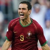 Pauleta Susul Figo