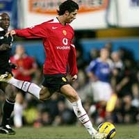 Ronaldo: Tetap di MU, Kenapa Tidak?