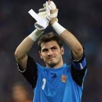 Real Takkan Lepas Casillas ke MU