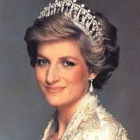 Media Italia Perlihatkan Foto Puteri Diana Sekarat