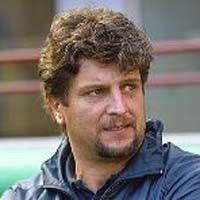 Messina, Lecce dan Treviso Bertahan