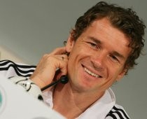 Lehmann Tetap Nomor Satu