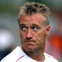 Deschamps Sesalkan Kepergian Cannavaro