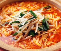 Mi Kuah Daging Pedas