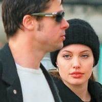 Angelina Jolie-Brad Pitt Pisah Ranjang