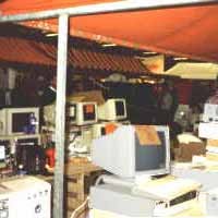 Polda Gerebek Pabrik TV dan Komputer Rekondisi