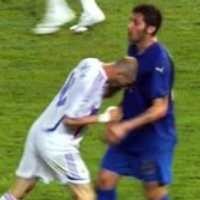 Dijual: Hak Paten Tandukan Zidane! 