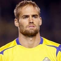 Mellberg Copot Ban Kapten Swedia