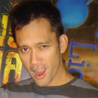 Ciuman Surya Lebih Enak Dari Dian Sastro