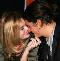 Orlando Bloom-Kate Bosworth Langgeng Karena Buddha