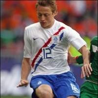 Kromkamp Ikuti Kluivert Gabung PSV