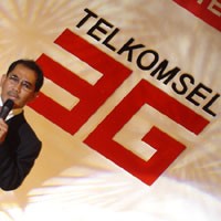 Biaya Registrasi 3G Telkomsel Terus Menuai Kecaman