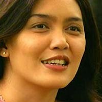 Untuk Suami, Rieke Dyah Pitaloka Tampil Seksi