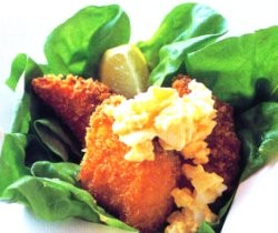 Salad Ikan Goreng Saus Telur