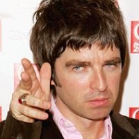 Noel Gallagher Nyaris Bajak Maldini