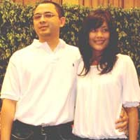 Lulu Tobing Ditatar Adat Jawa