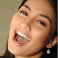 Badai Pasti Berlalu Dibintangi Aktris Malaysia