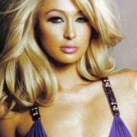 Paris Hilton Goda Pacar Lindsay Lohan