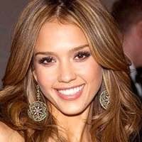 Ciuman Jessica Alba Paling Hot