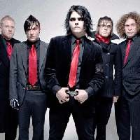 My Chemical Romance Dikerjai Hantu