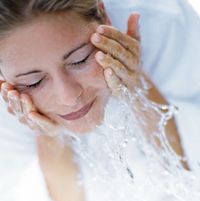 Tiga Langkah Penting Untuk Wajah Cling