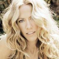 Sheryl Crow Bebas dari Kanker