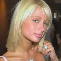 Paris Hilton Ingin Eks Miss USA Ditahan