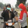 Jualan Masker Asap untuk THR