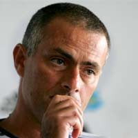 Mourinho Bantah Akan Pakai Barthez