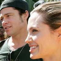 Angelina Jolie-Brad Pitt Adopsi Bocah India