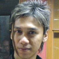 Eross SO7 Dua Kali Ganti Celana