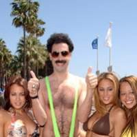 Santa Clause Tersisih Satir Borat