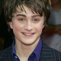 Main Teater, Daniel Radcliffe Siap Bugil