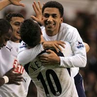 Spurs Hentikan Chelsea