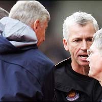 Wenger Dapat Musuh Baru