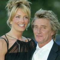 Sudah Punya 7 Anak, Rod Stewart Vasektomi?