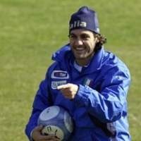 Vieri Baru Bisa Tampil Januari 