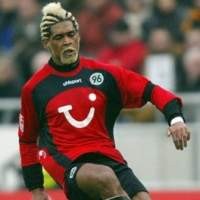 Xavier Kembali Dikontrak The Boro