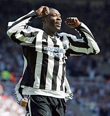 Ameobi Absen Sampai Akhir Musim