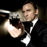 James Bond Baru Lirik Nenek 71 Tahun