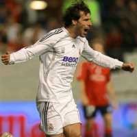 Osasuna 1 Nistelrooy 4