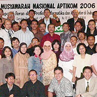 Saweran e-Learning dan Reposisi Peran